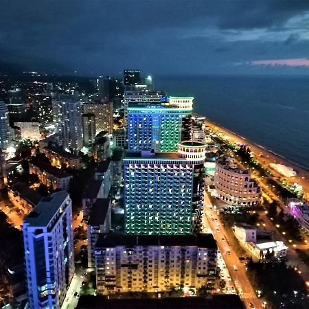 Orbi City Sun Tower 43 Floor Batumi Esterno foto