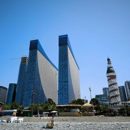 Orbi City Sun Tower 43 Floor Batumi Esterno foto