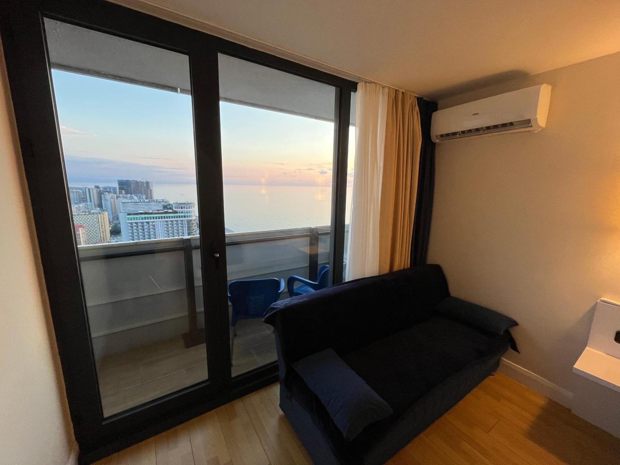 Orbi City Sun Tower 43 Floor Batumi Esterno foto